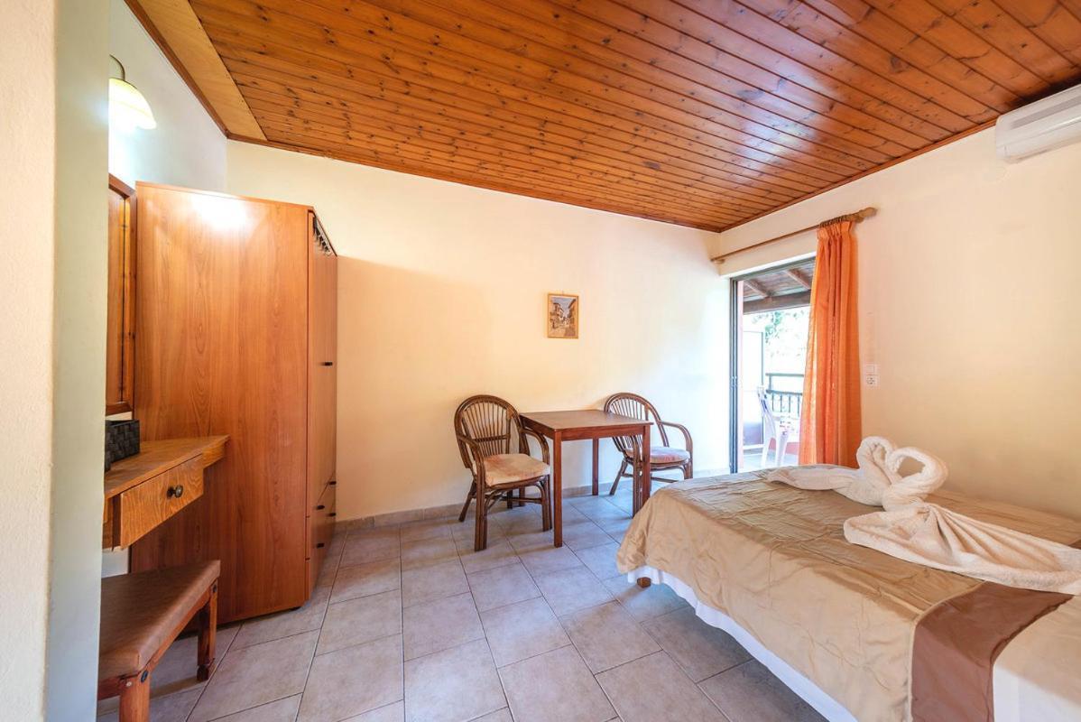 Mimosa Apartments With Pool Paleokastritsa Exterior foto